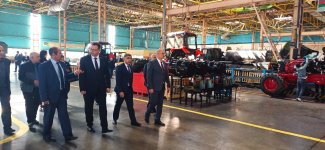 Посол Беларуси посетил Гянджинский автомобильный завод (ФОТО)