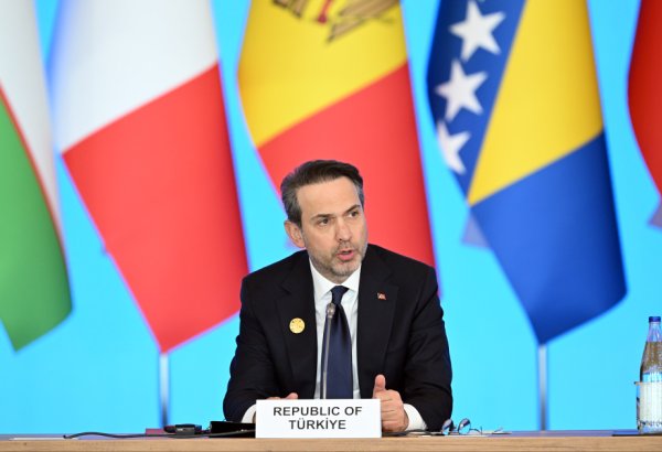 Турция готова полностью использовать потенциал Южного газового коридора — Алпарслан Байрактар