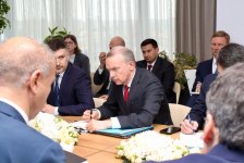 Обсуждены возможности сотрудничества по развитию ветроэнергетики на Каспии (ФОТО)