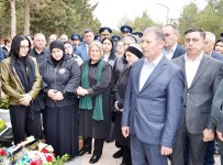 Прошли памятные мероприятия, посвященные Апрельским боям (ФОТО)