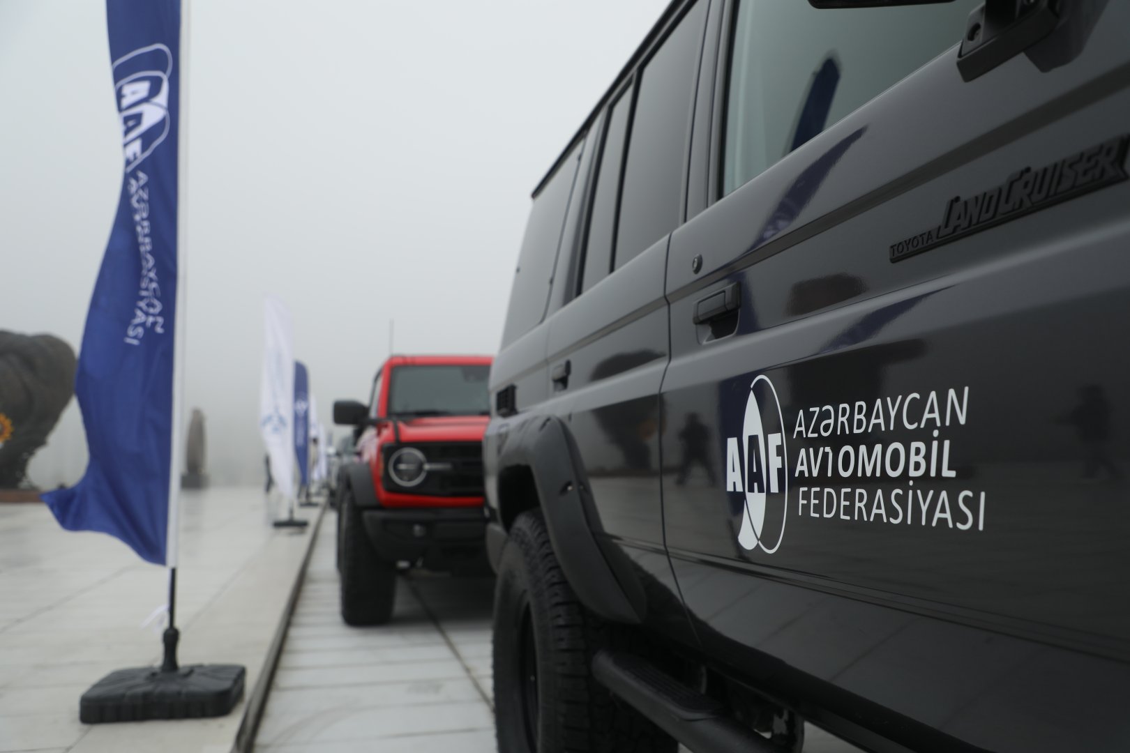 Автомобильная федерация Азербайджана организовала автопробег внедорожников (ФОТО)