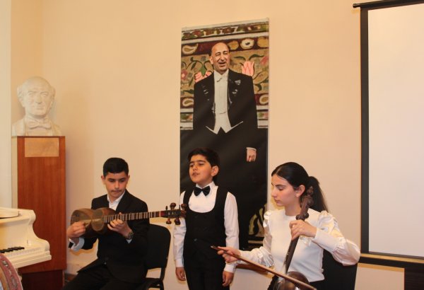 В Баку отметили первые Международные дни домов-музеев (ФОТО)