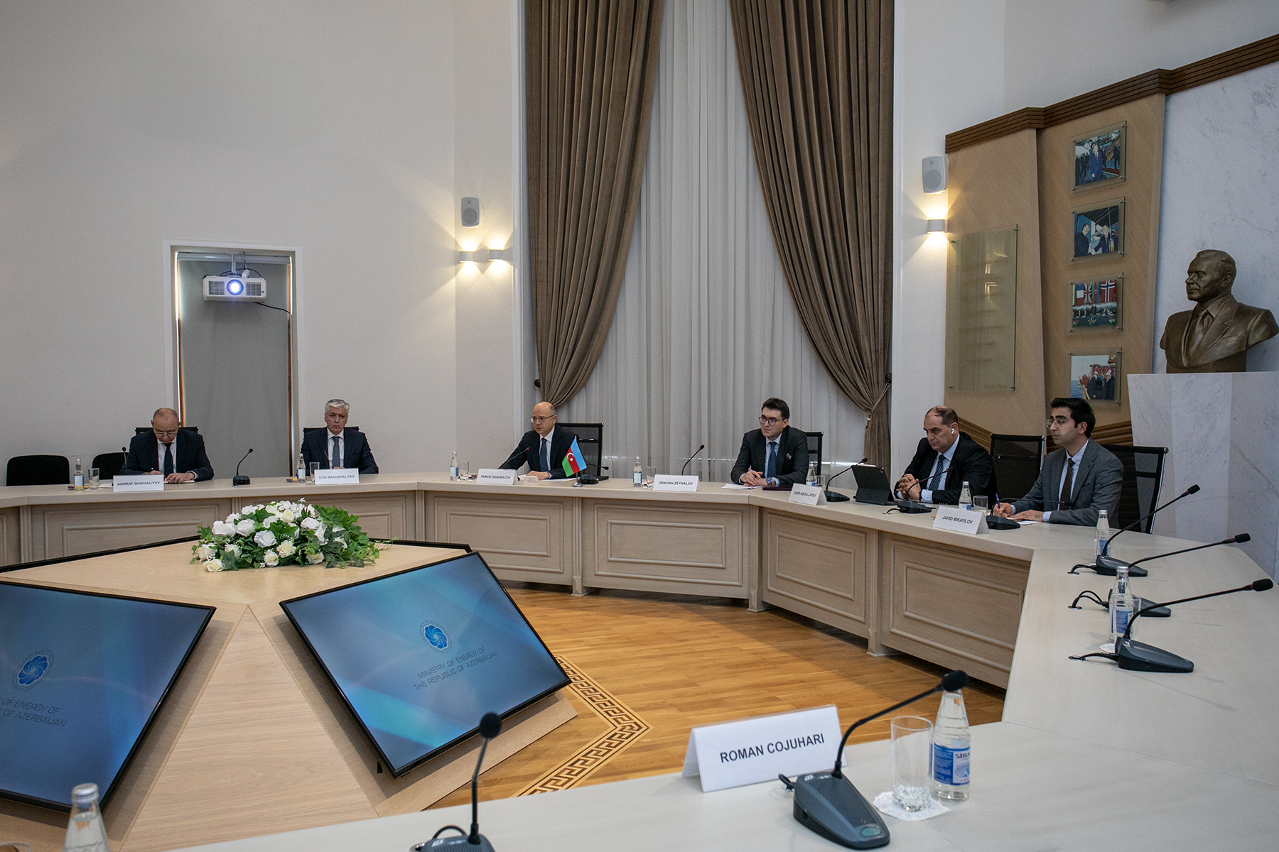 Азербайджан и Молдова обсудили перспективы поставок газа и развитие "зеленой" энергетики (ФОТО)