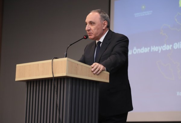 Парафирование мирного договора между Азербайджаном и Арменией в Белом доме - одно из важнейших событий этого года - Кямран Алиев