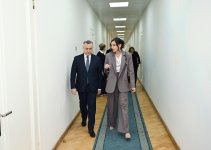 Первый вице-президент Мехрибан Алиева и вице-президент Фонда Гейдара Алиева Лейла Алиева посетили ясли номер 1 и детский дом-учреждение социального обслуживания номер 1 в Баку (ФОТО/ВИДЕО)