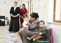 Первый вице-президент Мехрибан Алиева и вице-президент Фонда Гейдара Алиева Лейла Алиева посетили ясли номер 1 и детский дом-учреждение социального обслуживания номер 1 в Баку (ФОТО/ВИДЕО)