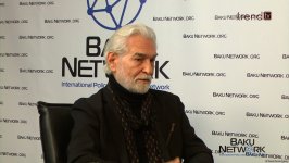 Мы должны строить платформу добрососедства - художник Агали Ибрагимов в передаче "Диалог с Тофиком Аббасовым" (ФОТО/ВИДЕО)