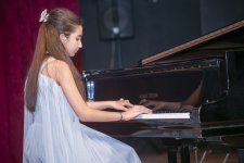 Международный фестиваль "Мир Талантов" зажёг огни творчества в сердце Азербайджана (ФОТО)