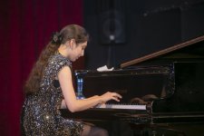 Международный фестиваль "Мир Талантов" зажёг огни творчества в сердце Азербайджана (ФОТО)