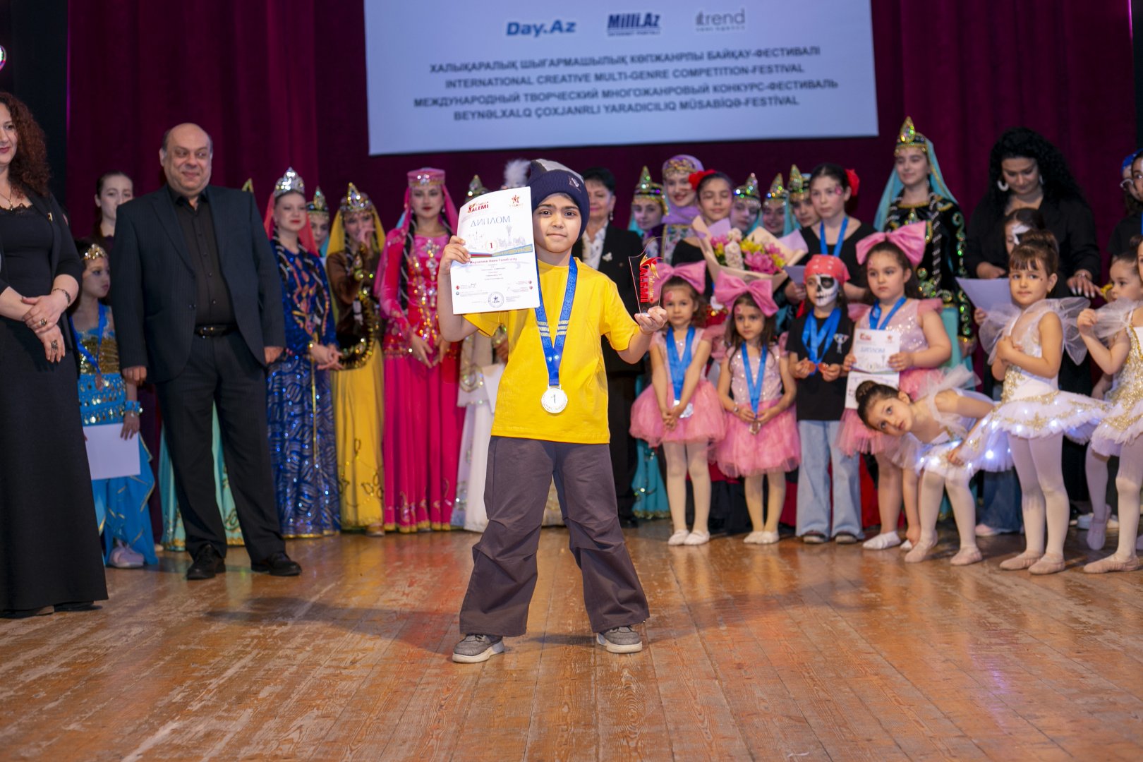 Международный фестиваль "Мир Талантов" зажёг огни творчества в сердце Азербайджана (ФОТО)