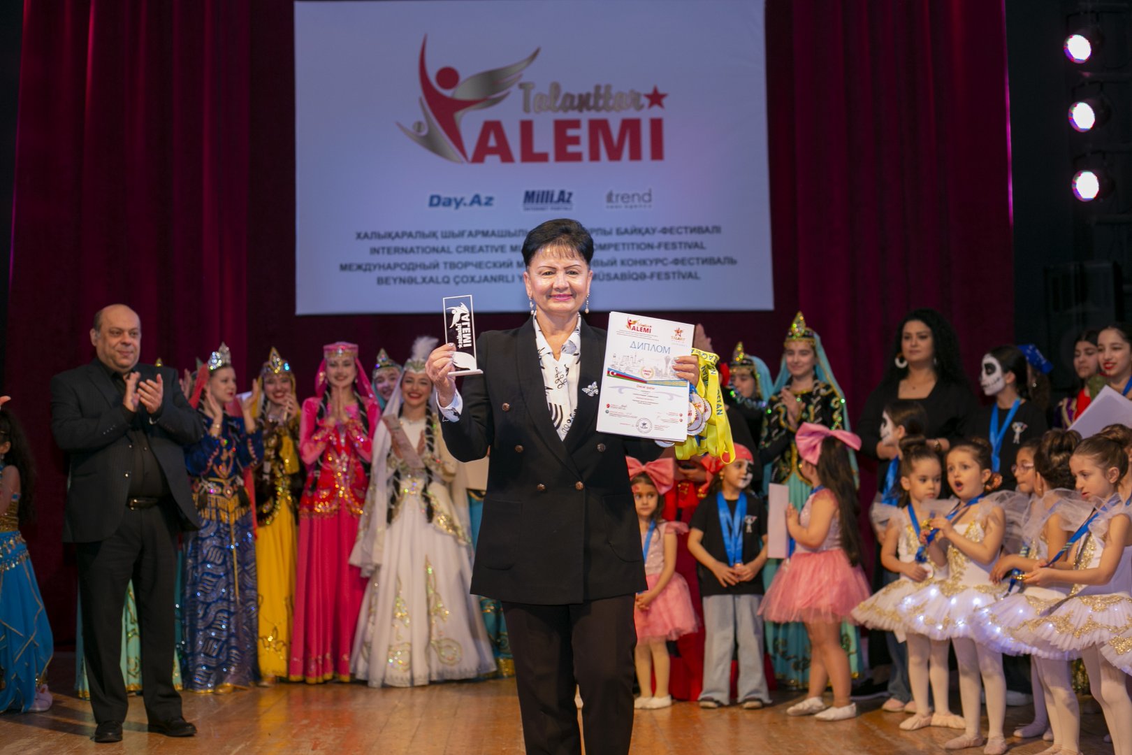 Международный фестиваль "Мир Талантов" зажёг огни творчества в сердце Азербайджана (ФОТО)