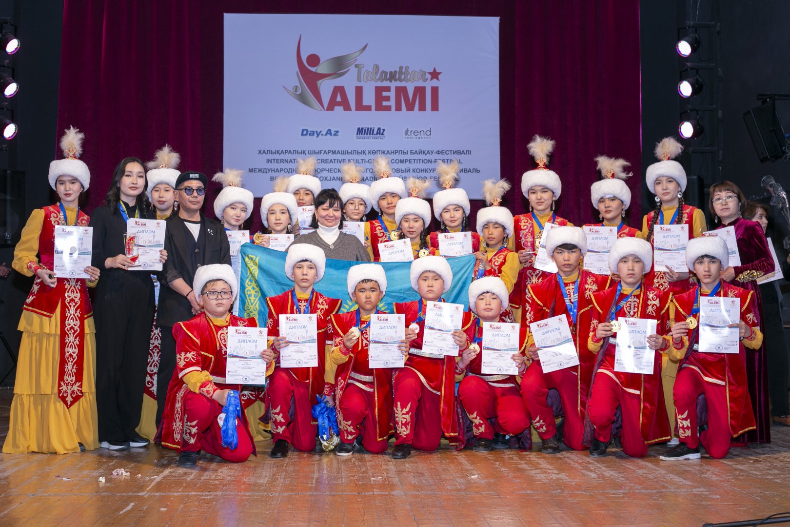 Международный фестиваль "Мир Талантов" зажёг огни творчества в сердце Азербайджана (ФОТО)