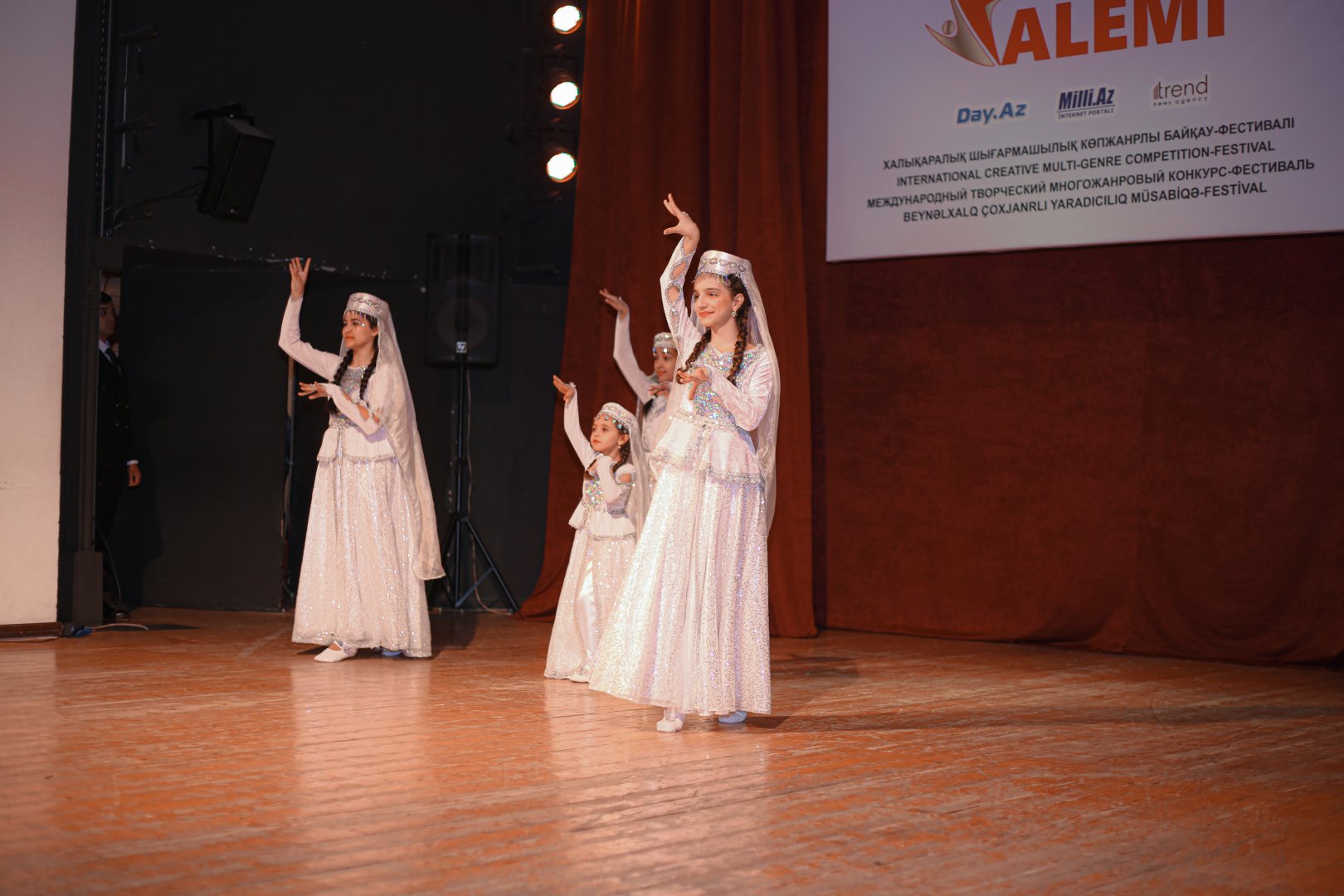 Международный фестиваль "Мир Талантов" зажёг огни творчества в сердце Азербайджана (ФОТО)