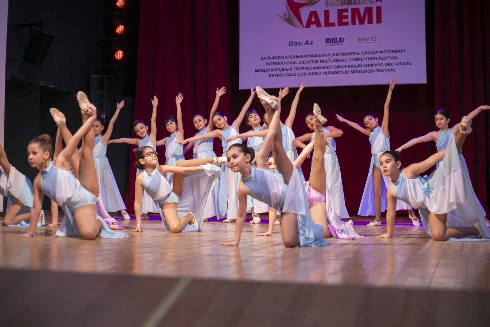 Международный фестиваль "Мир Талантов" зажёг огни творчества в сердце Азербайджана (ФОТО)