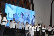 В Баку состоялась премьера рок-оперы "Варавва", посвященной Пасхе (ВИДЕО, ФОТО)