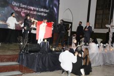 В Баку состоялась премьера рок-оперы "Варавва", посвященной Пасхе (ВИДЕО, ФОТО)