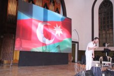 В Баку состоялась премьера рок-оперы "Варавва", посвященной Пасхе (ВИДЕО, ФОТО)