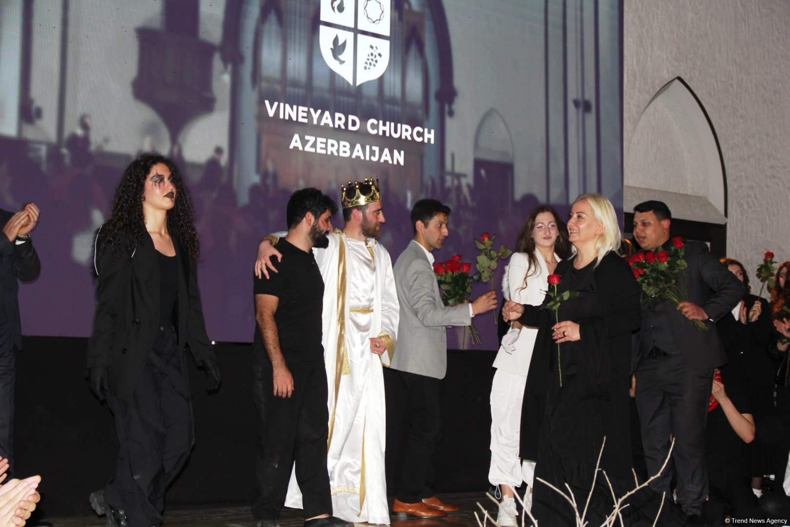 В Баку состоялась премьера рок-оперы "Варавва", посвященной Пасхе (ВИДЕО, ФОТО)