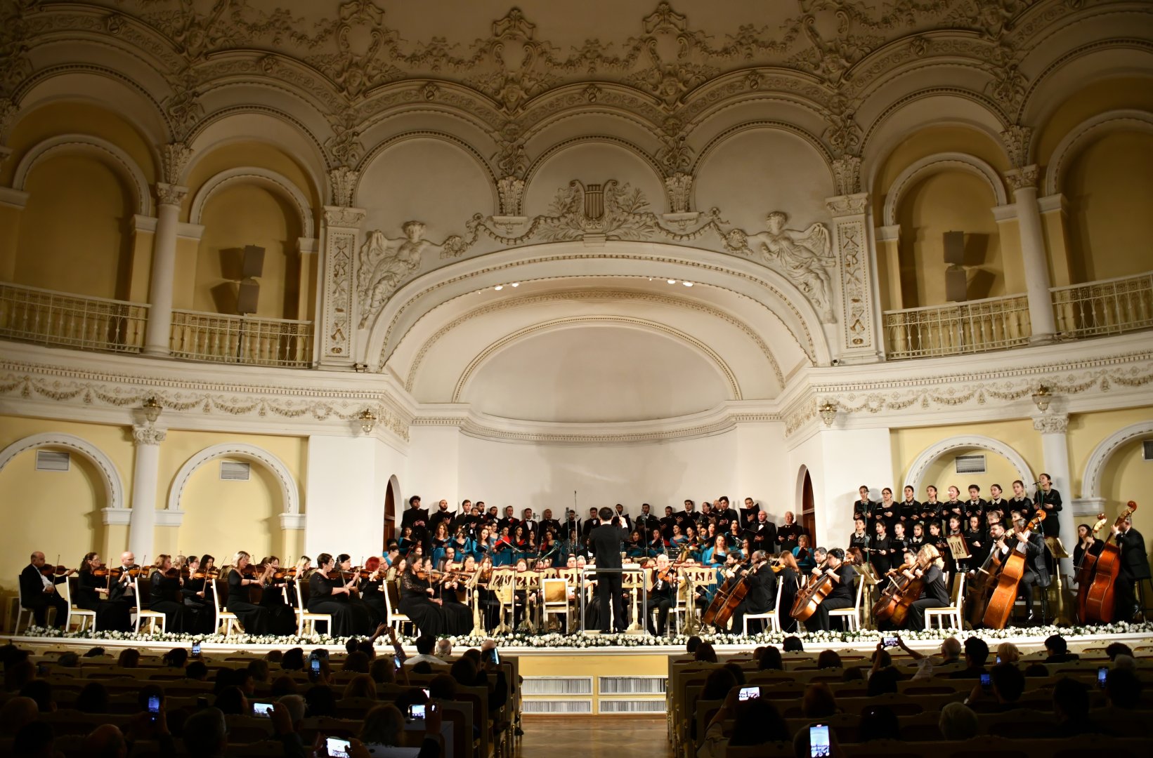 Музыка как наследие! В Баку прошел юбилейный концерт к 80-летию Леонида Вайнштейна (ФОТО)