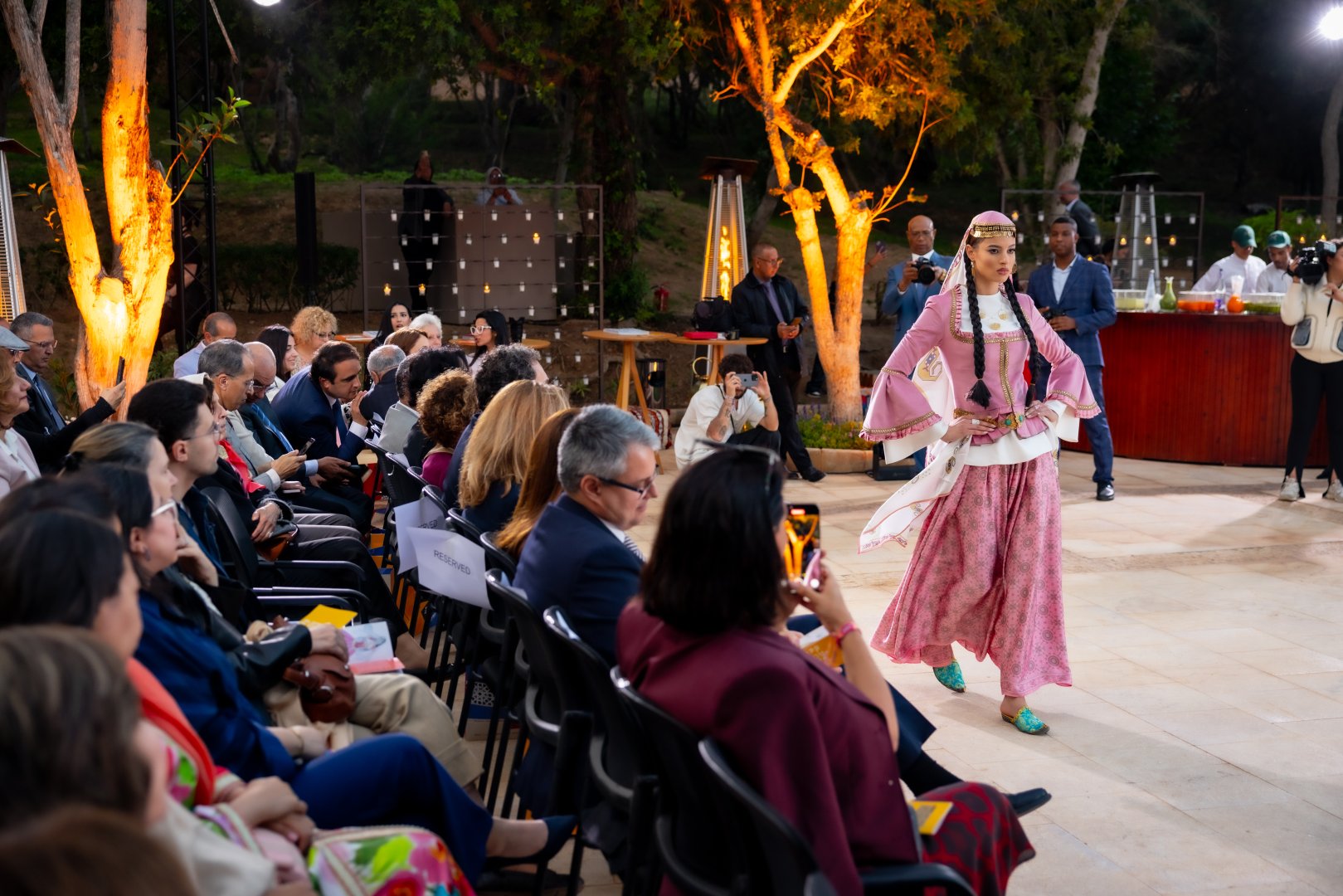 В Рабате прошла презентация книги "Əlifba. A Cultural Alphabet" (ФОТО)