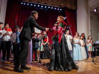 В опере только девушки – одним вечером в Баку (ФОТО)