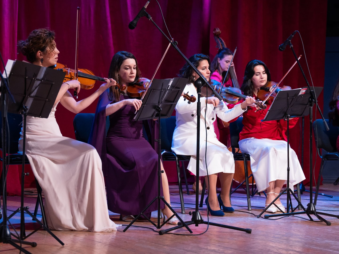 В опере только девушки – одним вечером в Баку (ФОТО)