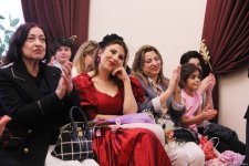 Волшебное путешествие сквозь века в Баку - оперная машина времени (ФОТО)