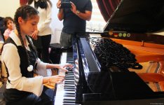 Волшебное путешествие сквозь века в Баку - оперная машина времени (ФОТО)