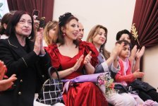 Волшебное путешествие сквозь века в Баку - оперная машина времени (ФОТО)