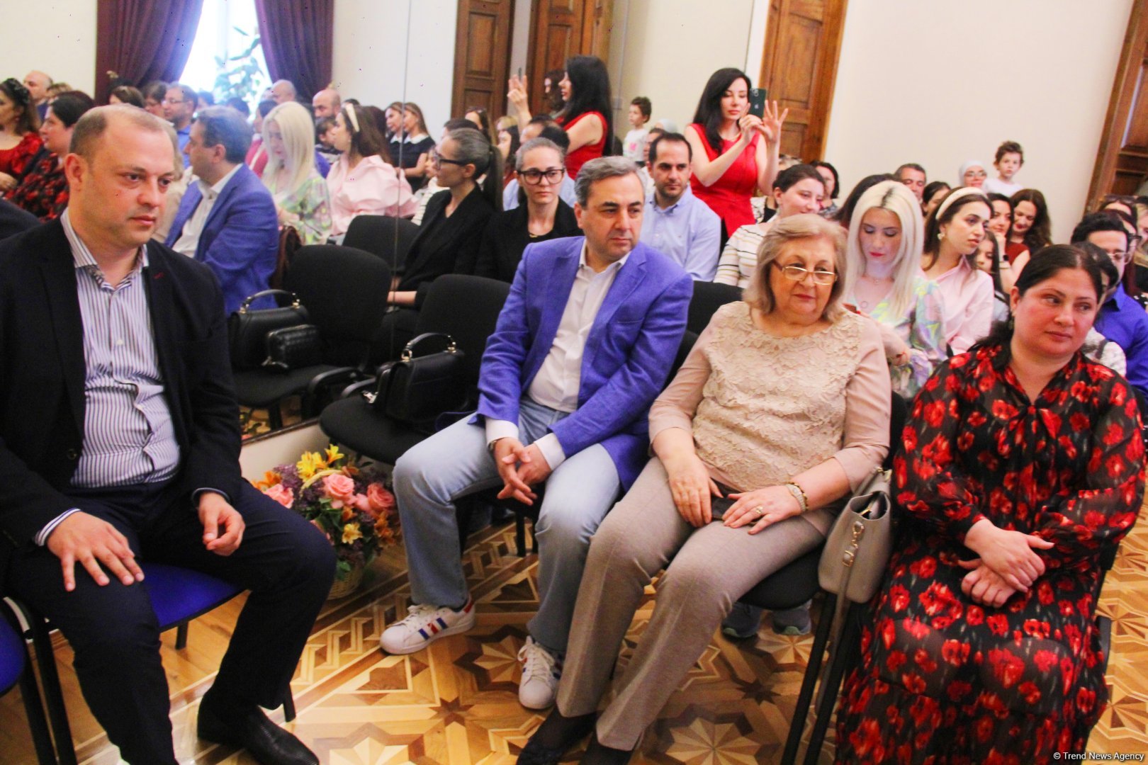 Волшебное путешествие сквозь века в Баку - оперная машина времени (ФОТО)