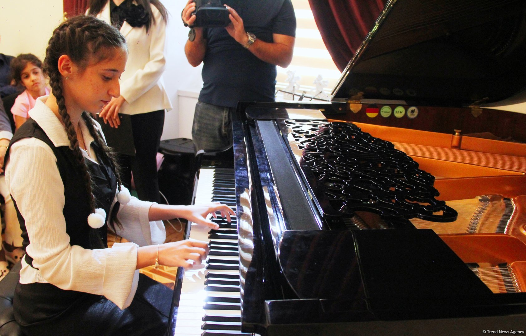 Волшебное путешествие сквозь века в Баку - оперная машина времени (ФОТО)