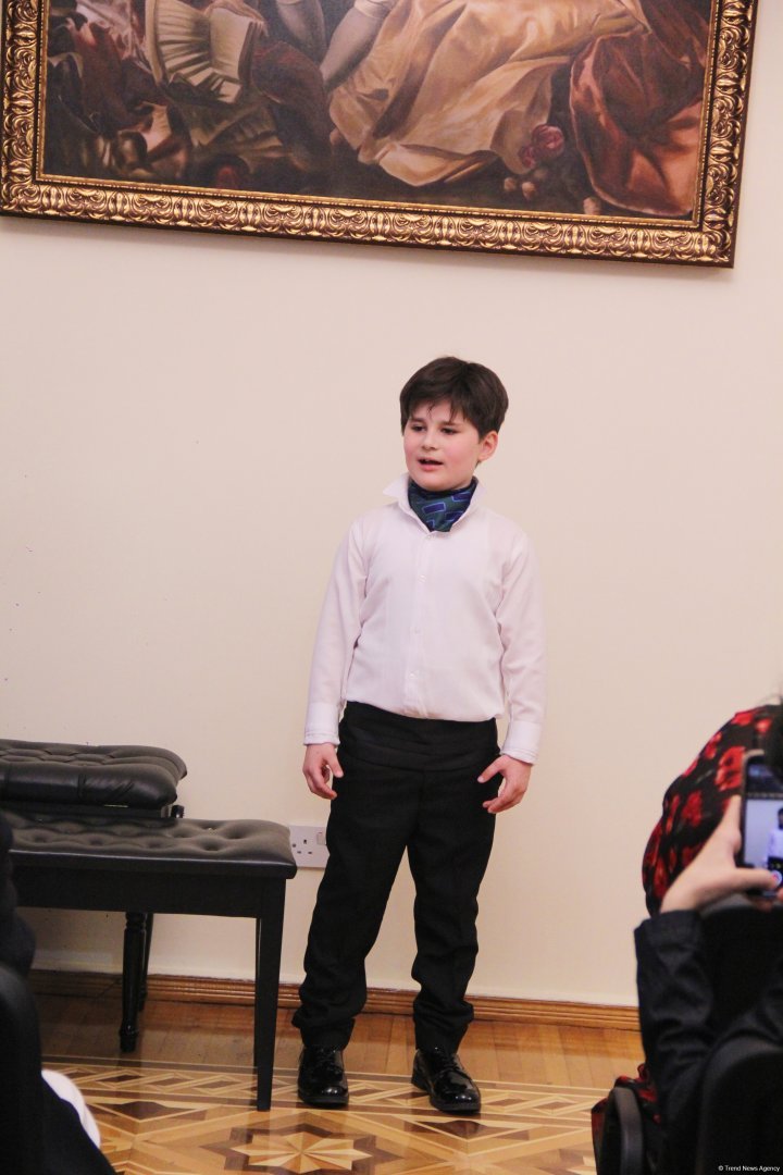 Волшебное путешествие сквозь века в Баку - оперная машина времени (ФОТО)