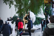 Вдохновляющее путешествие по Центру Гейдара Алиева - миру, где искусство говорит на всех языках (ФОТОРЕПОРТАЖ)