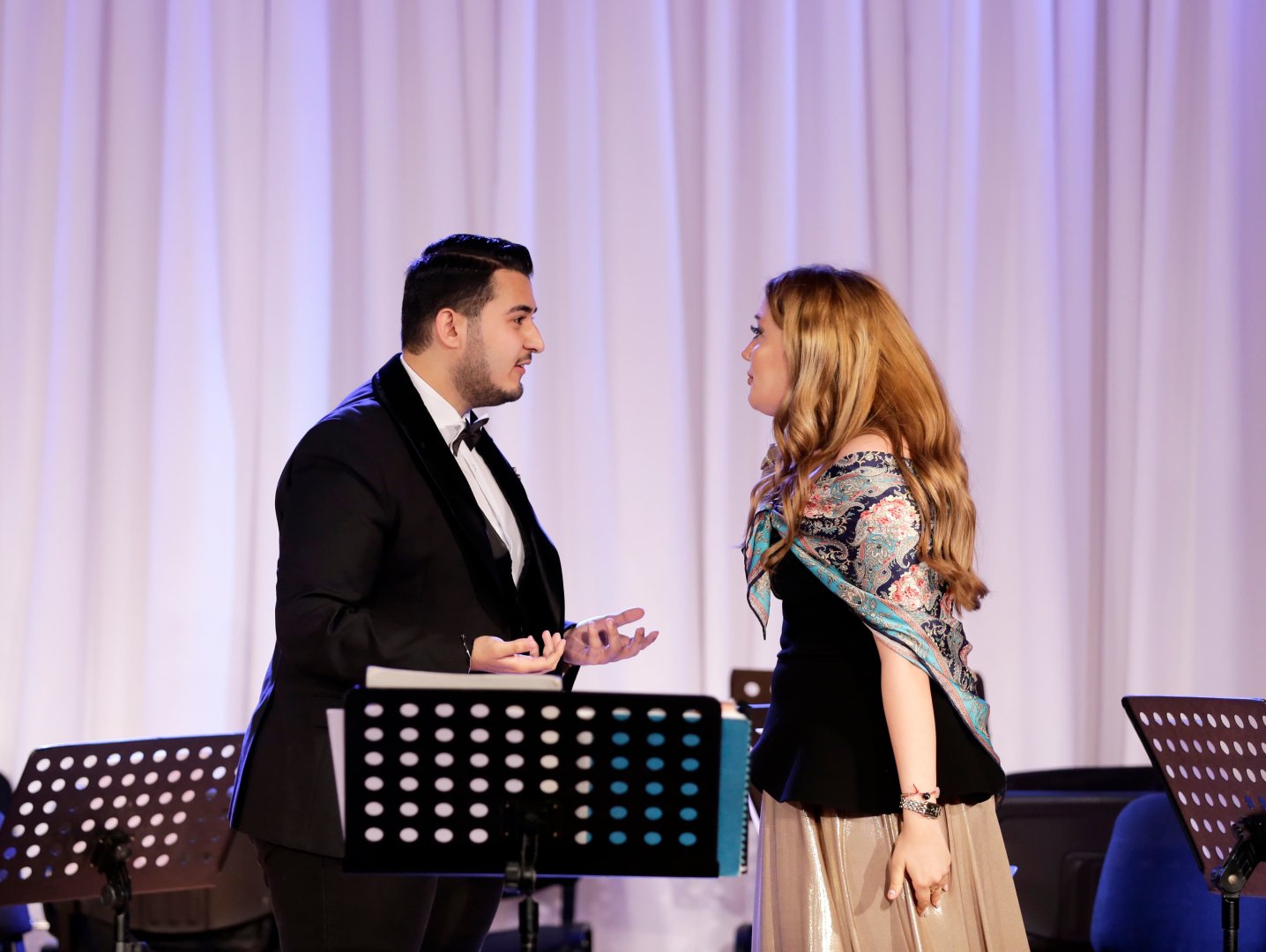 Будущие азербайджанские врачи удивили исполнением классики - любовь к музыке не знает профессий и границ (ФОТО)