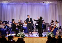 Будущие азербайджанские врачи удивили исполнением классики - любовь к музыке не знает профессий и границ (ФОТО)