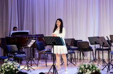 Будущие азербайджанские врачи удивили исполнением классики - любовь к музыке не знает профессий и границ (ФОТО)