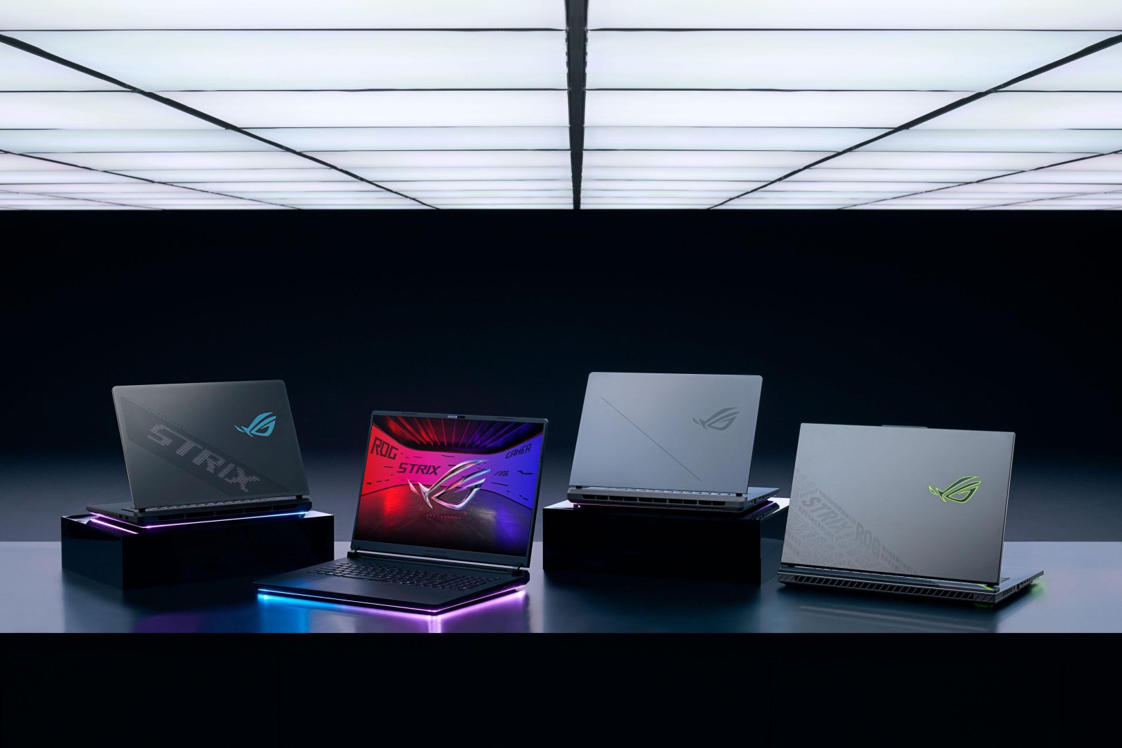 ROG Strix SCAR 18 (2025): новая эра мобильного гейминга
