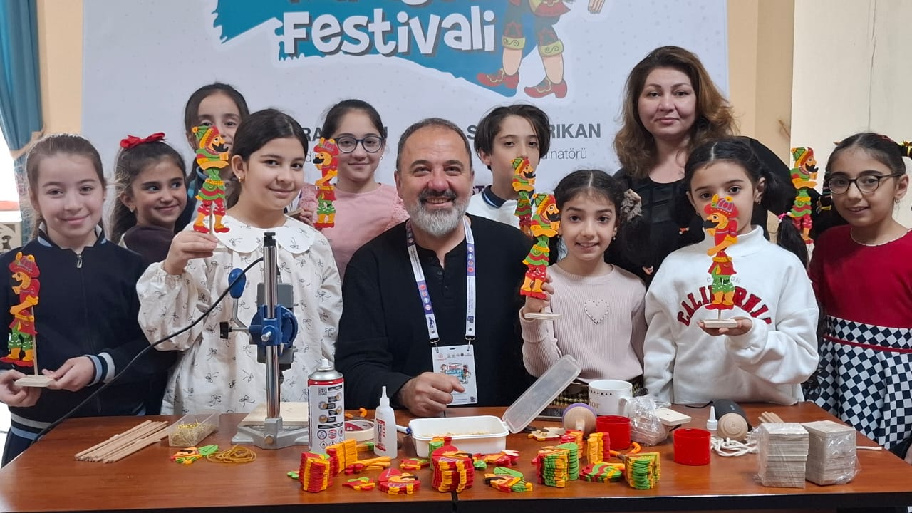 В Баку состоялся Международный фестиваль театров кукол (ФОТО)