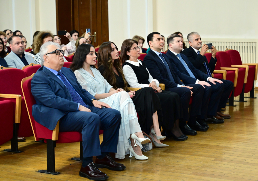 Вице-президент Фонда Гейдара Алиева Лейла Алиева приcутствовала на концерте студентов и молодежи в Бакинской музыкальной академии (ФОТО)