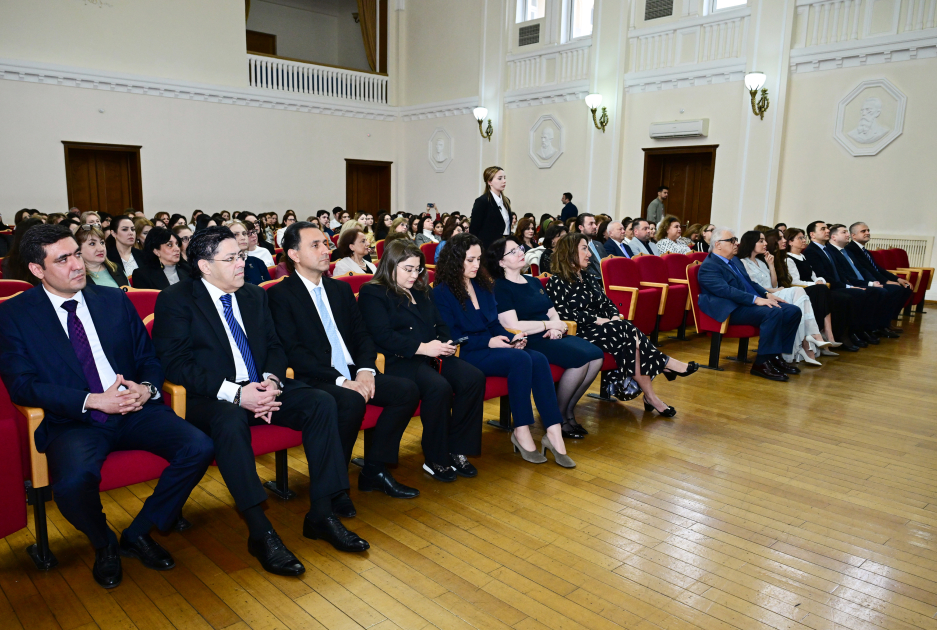 Вице-президент Фонда Гейдара Алиева Лейла Алиева приcутствовала на концерте студентов и молодежи в Бакинской музыкальной академии (ФОТО)