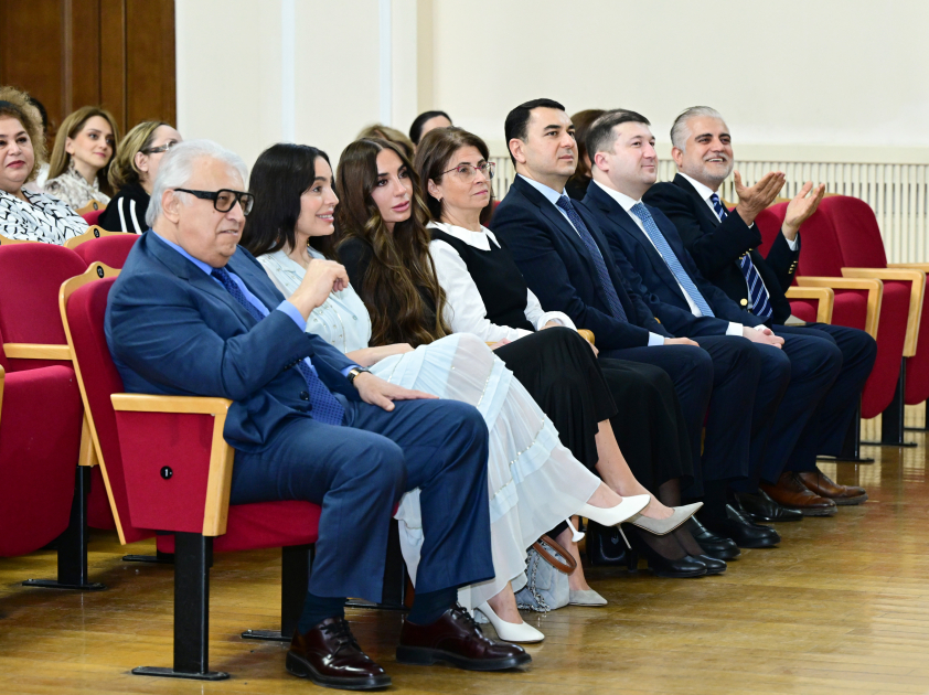 Вице-президент Фонда Гейдара Алиева Лейла Алиева приcутствовала на концерте студентов и молодежи в Бакинской музыкальной академии (ФОТО)
