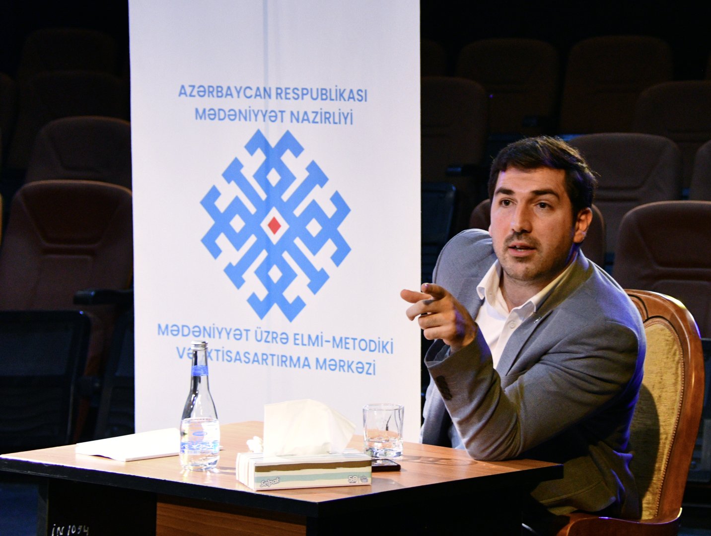 Театральная педагогика: талант или наука? – встреча с режиссером Ниджатом Кязымовым (ФОТО)