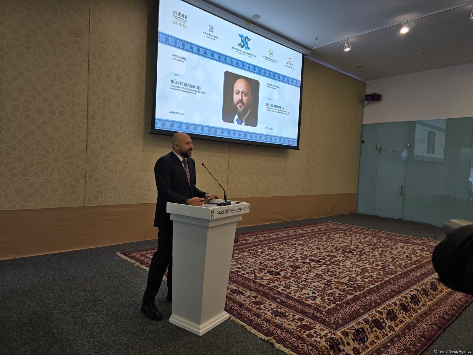 В Баку состоялось открытие Международного форума ковра (ФОТО)