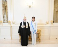 Патриарх Кирилл вручил Первому вице-президенту Мехрибан Алиевой орден Святой равноапостольной княгини Ольги (ФОТО/ВИДЕО)