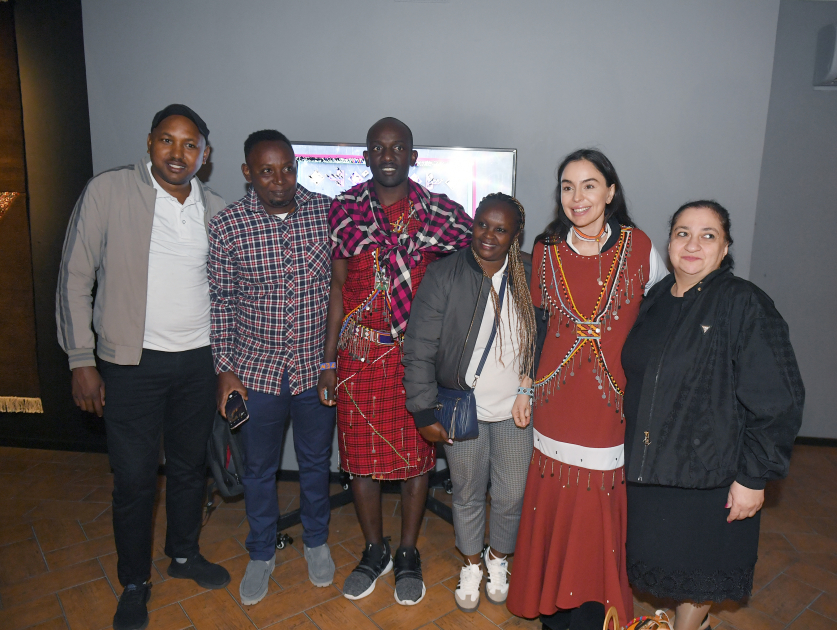 Вице-президент Фонда Гейдара Алиева Лейла Алиева и руководитель Баку Медиа Центра Арзу Алиева посетили Международный фестиваль ковра (ФОТО)