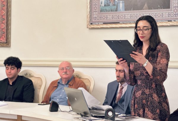 В Баку прошел вечер поэзии, посвященный творчеству Фикрета Годжа (ФОТО)