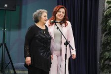 В Баку прошла праздничная церемония награждения, посвященная Дню ковроткача  (ФОТО)