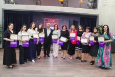 В Баку прошла праздничная церемония награждения, посвященная Дню ковроткача  (ФОТО)