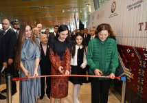 В Азербайджанском национальном музее ковра открылась иммерсивная выставка "Рабатское ковровое искусство" (ФОТО)
