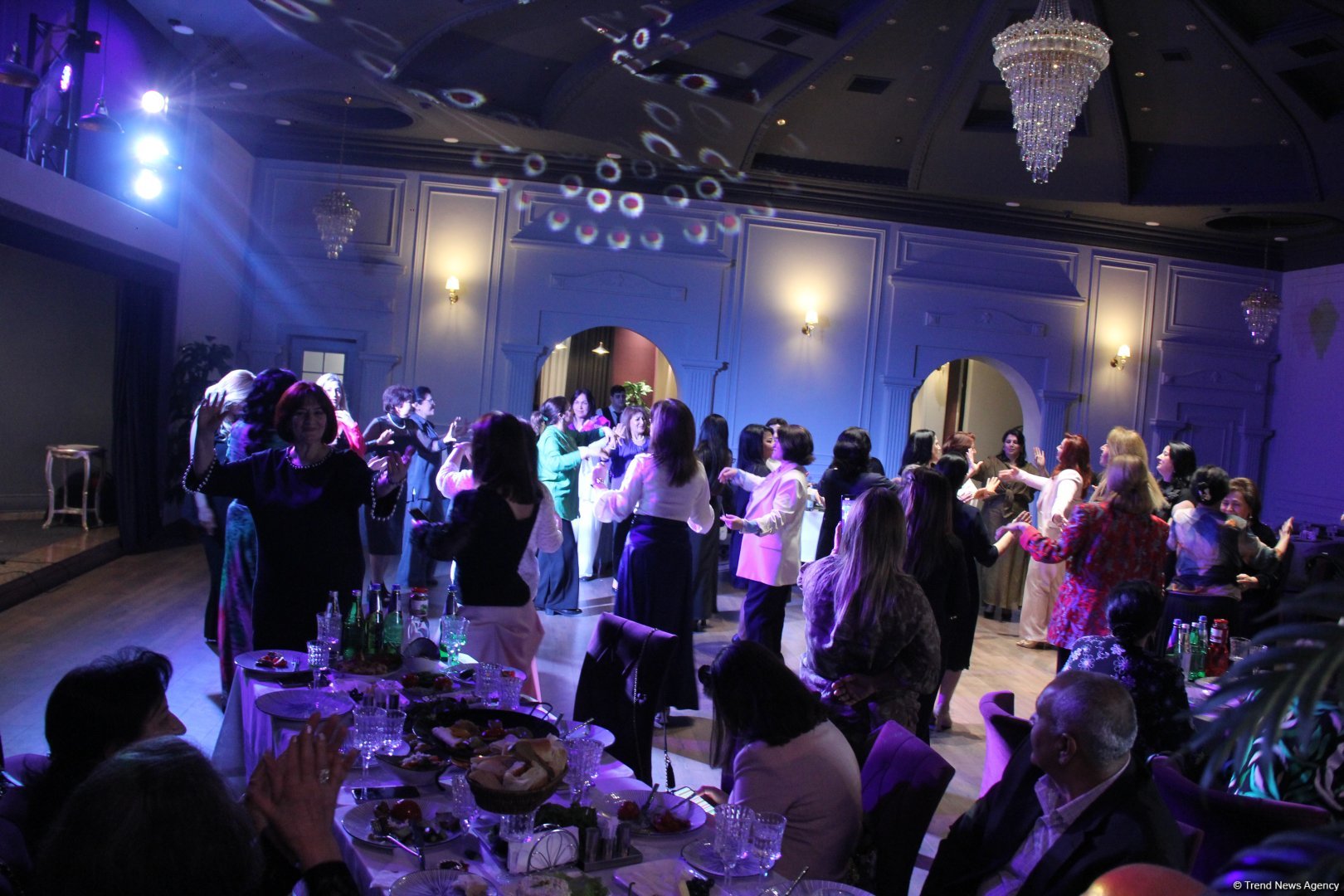 В Баку прошла праздничная церемония награждения, посвященная Дню ковроткача  (ФОТО)